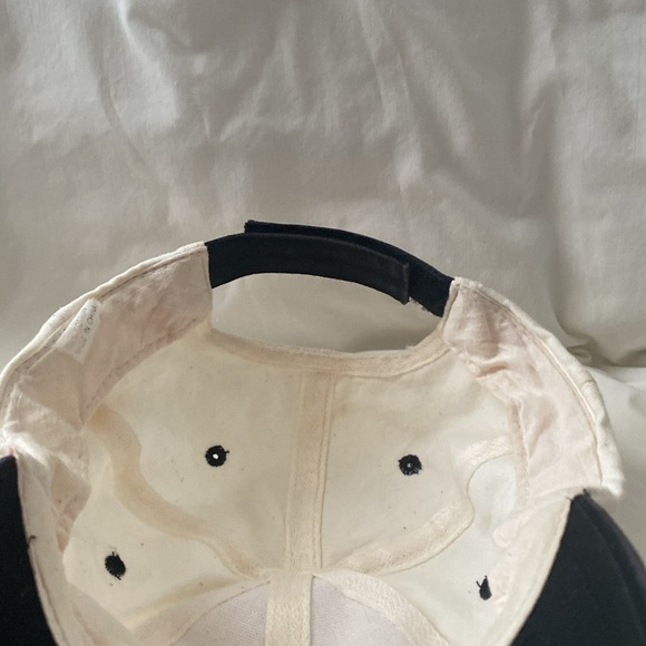 New Jersey Devils Hat (HAT3) - Picture 8 of 9